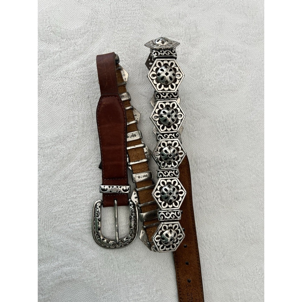 VINTAGE 1995 Brighton Women's Medium 31.5" 34.5" Concho Leather Belt Silver Tone - Picture 2 of 16